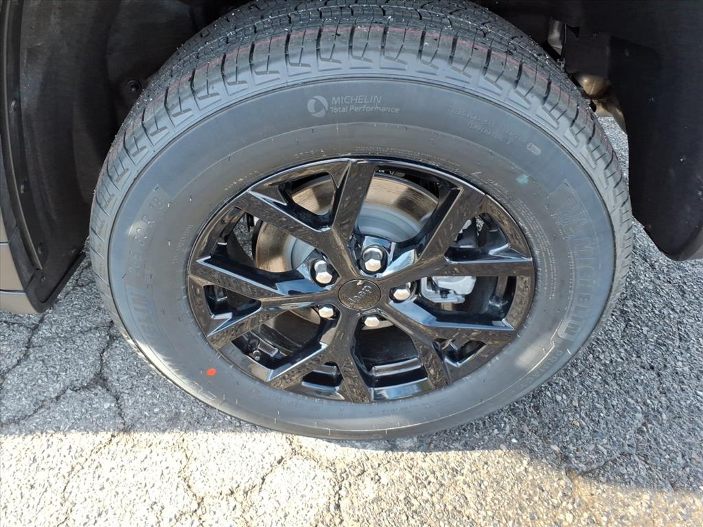 2026 Jeep Grand Cherokee Altitude 4x4