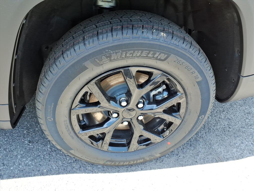 2026 Jeep Grand Cherokee L Altitude 4x4