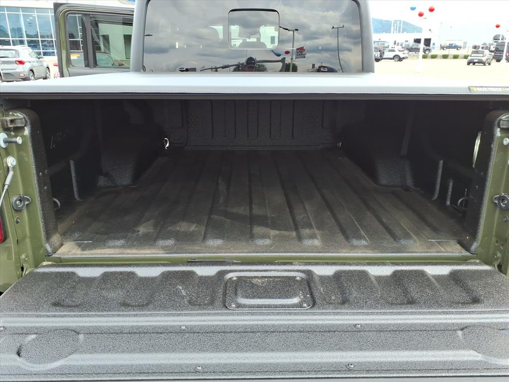 2024 Jeep Gladiator Sport S