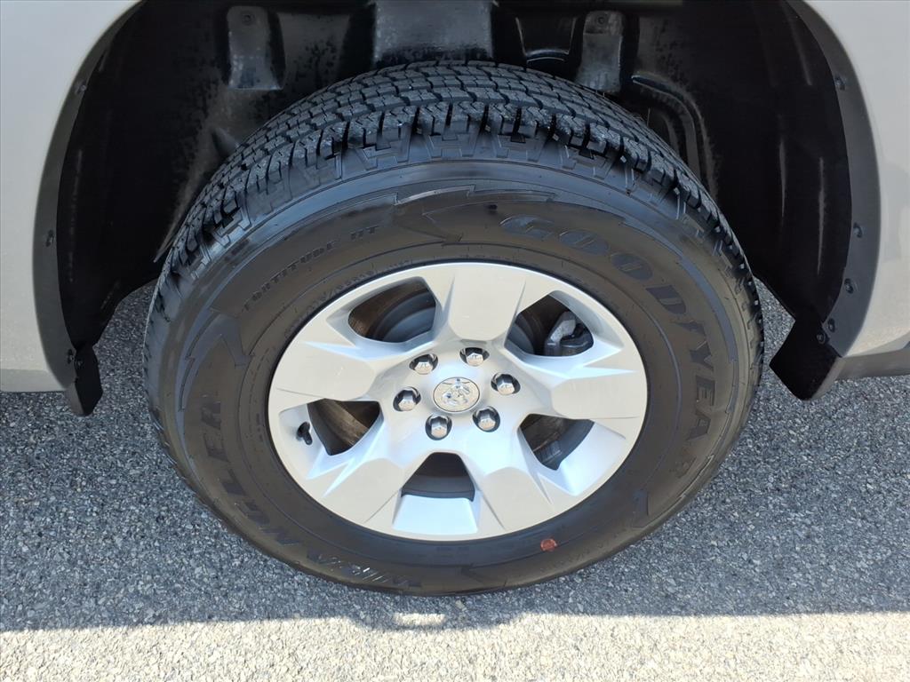 2025 Ram 1500 Big Horn Crew Cab 4x4 5'7" Box