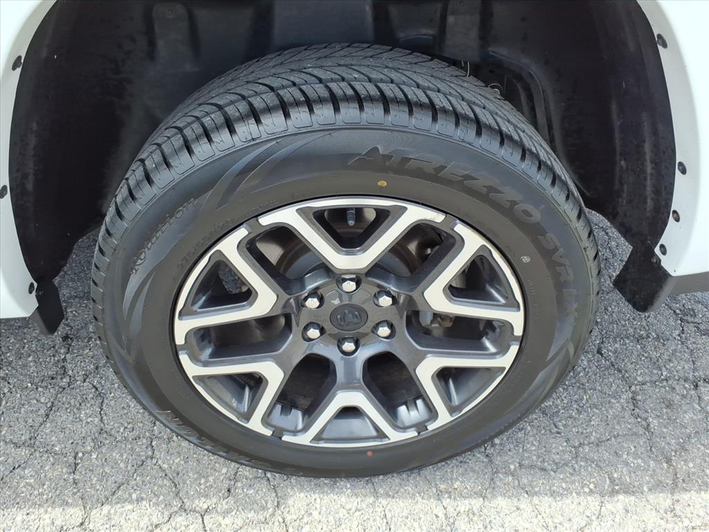 2025 Ram 1500 Laramie Crew Cab 4x4 5'7" Box