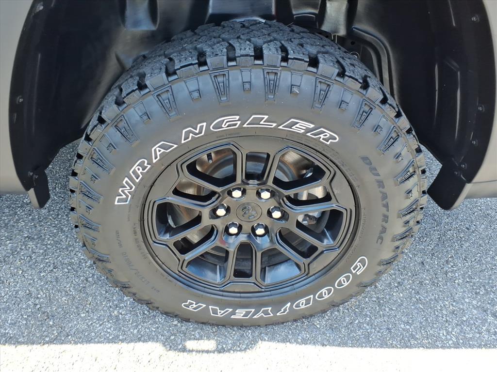 2025 Ram 1500 Rebel Crew Cab 4x4 5'7" Box