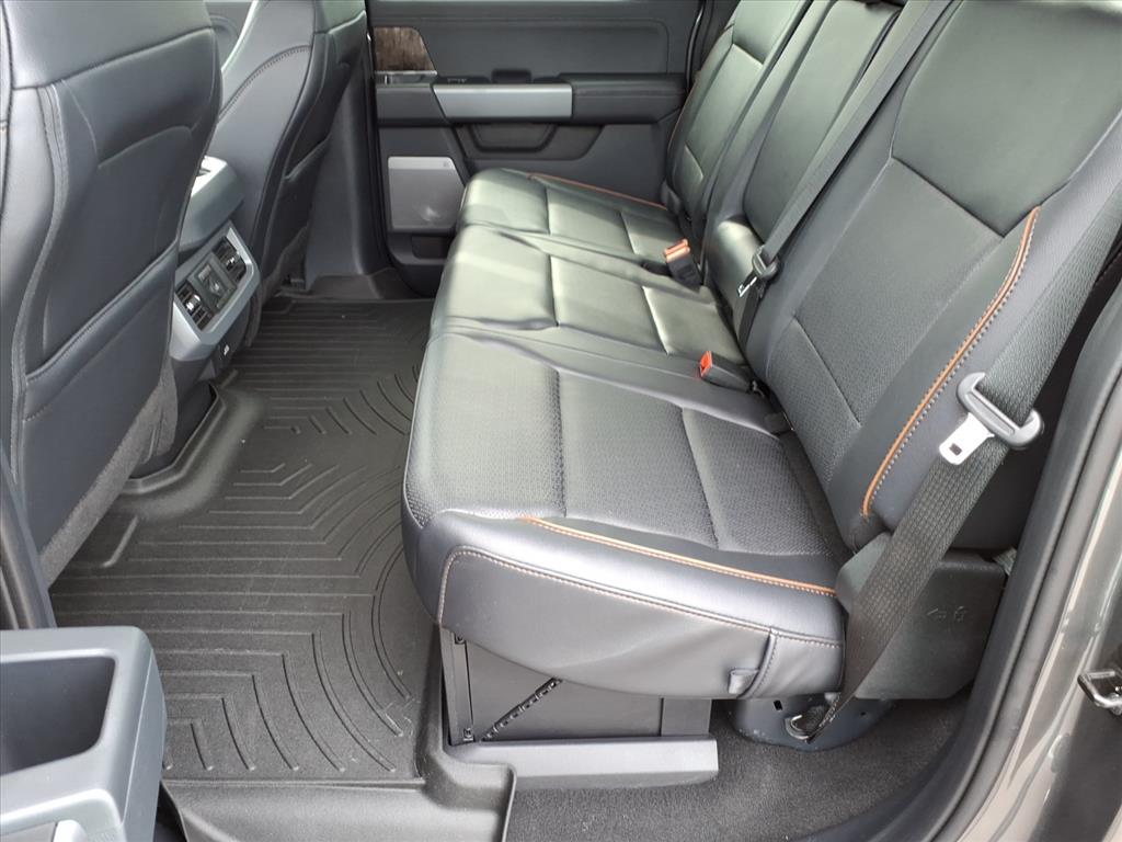2025 Ford F-250 Super Duty LARIAT