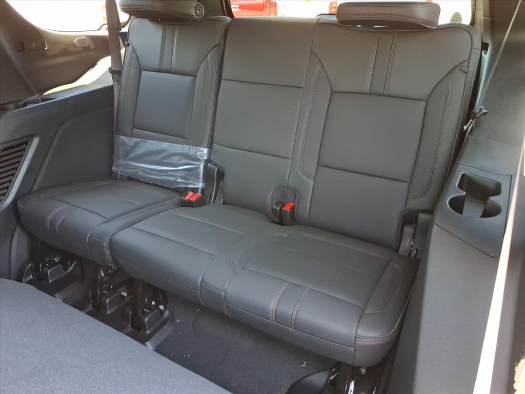 2026 Chevrolet Tahoe 4WD RST