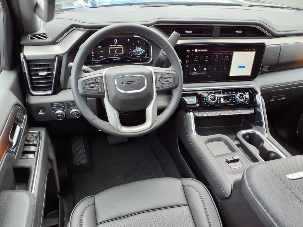2025 GMC Sierra 2500HD Denali