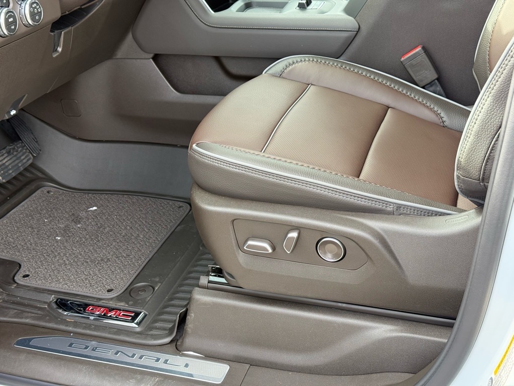 2026 GMC Sierra 2500HD Denali