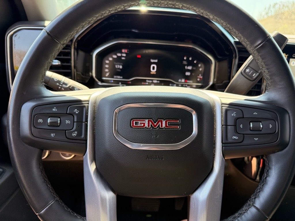 2024 GMC Sierra 1500 SLE
