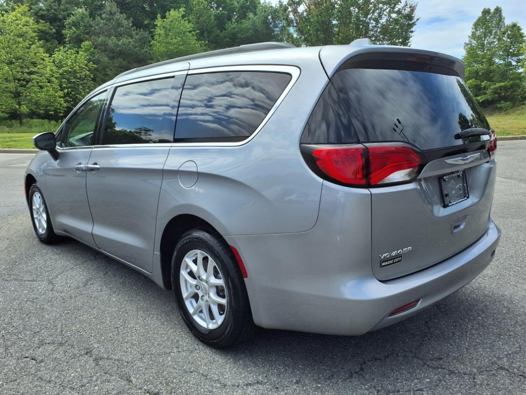2020 Chrysler Voyager LXi