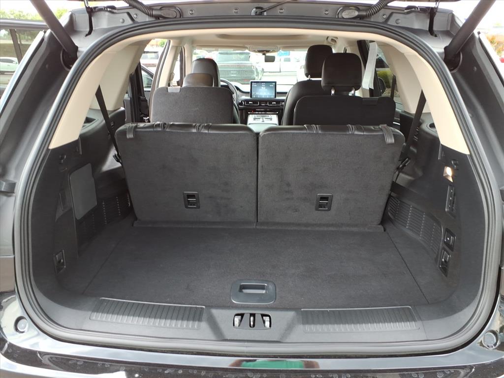 2023 Lincoln Aviator Standard