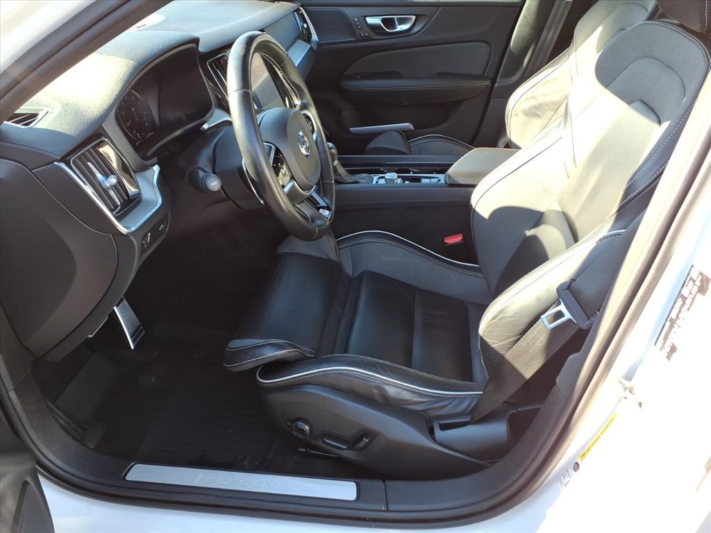 2019 Volvo S60 T6 R-Design