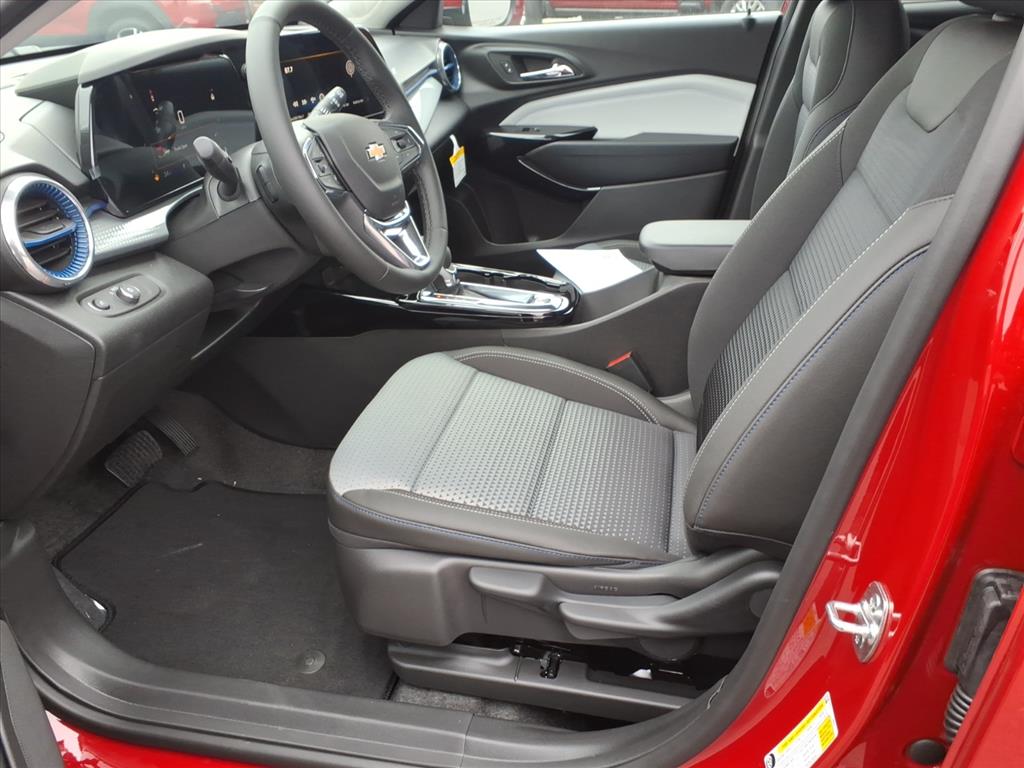 2026 Chevrolet Trax FWD LT