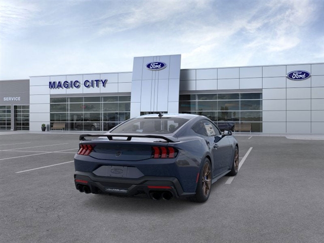 2025 Ford Mustang Dark Horse Fastback
