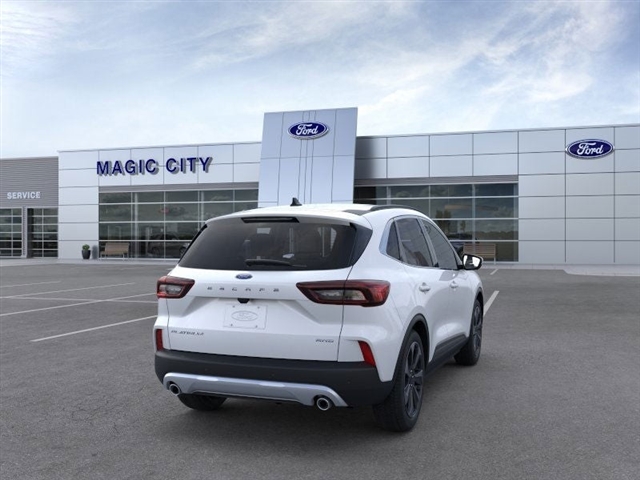 2025 Ford Escape Platinum