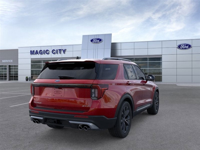 2025 Ford Explorer Platinum