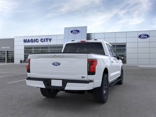 2025 Ford F-150 Lightning Flash