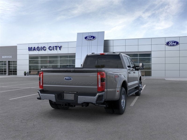 2025 Ford F-350 Super Duty XL