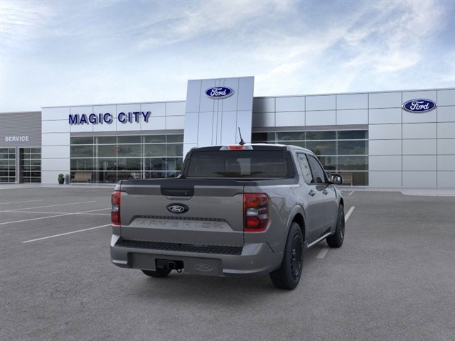 2025 Ford Maverick Lobo Standard