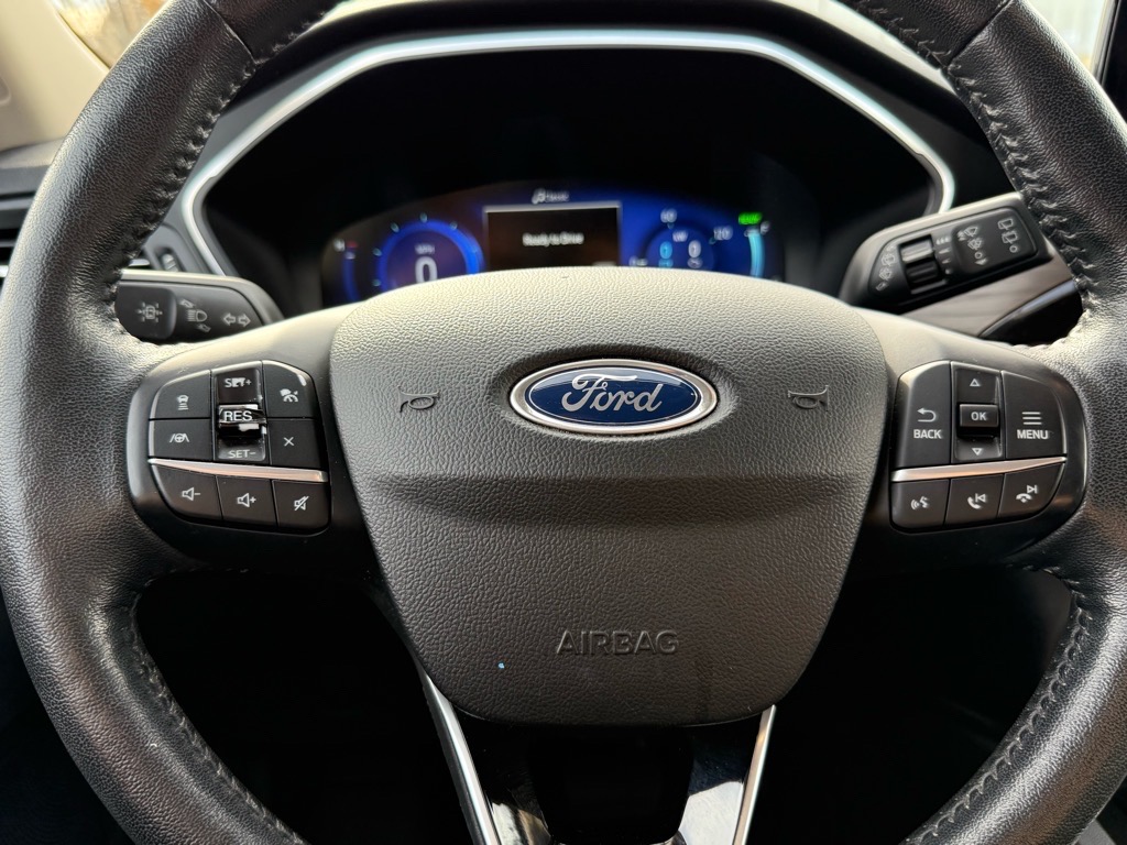 2020 Ford Escape Titanium Hybrid