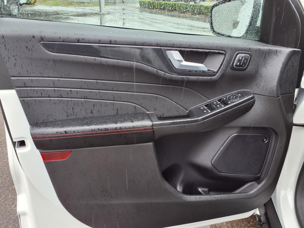 2024 Ford Escape ST-Line Select