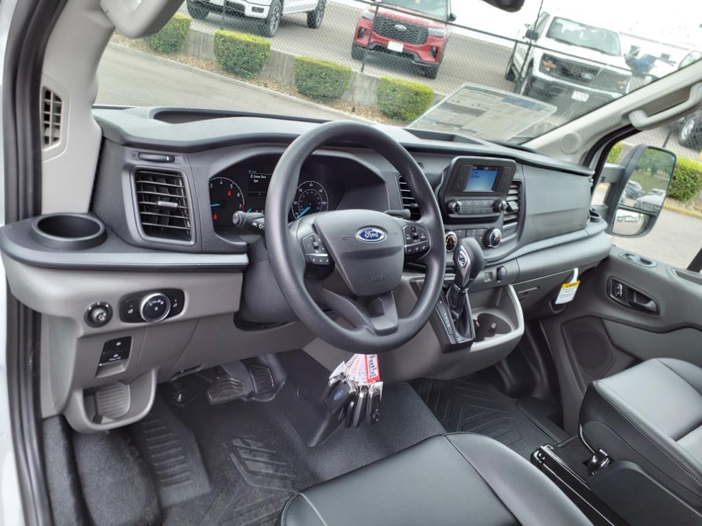 2024 Ford Transit 250