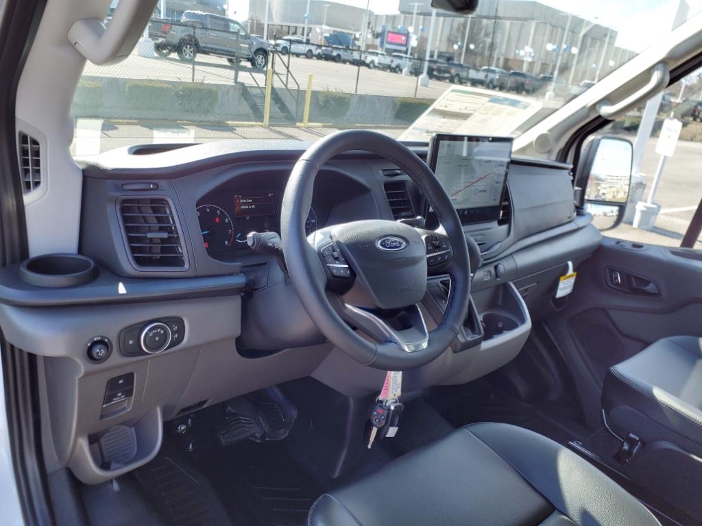 2024 Ford Transit 250