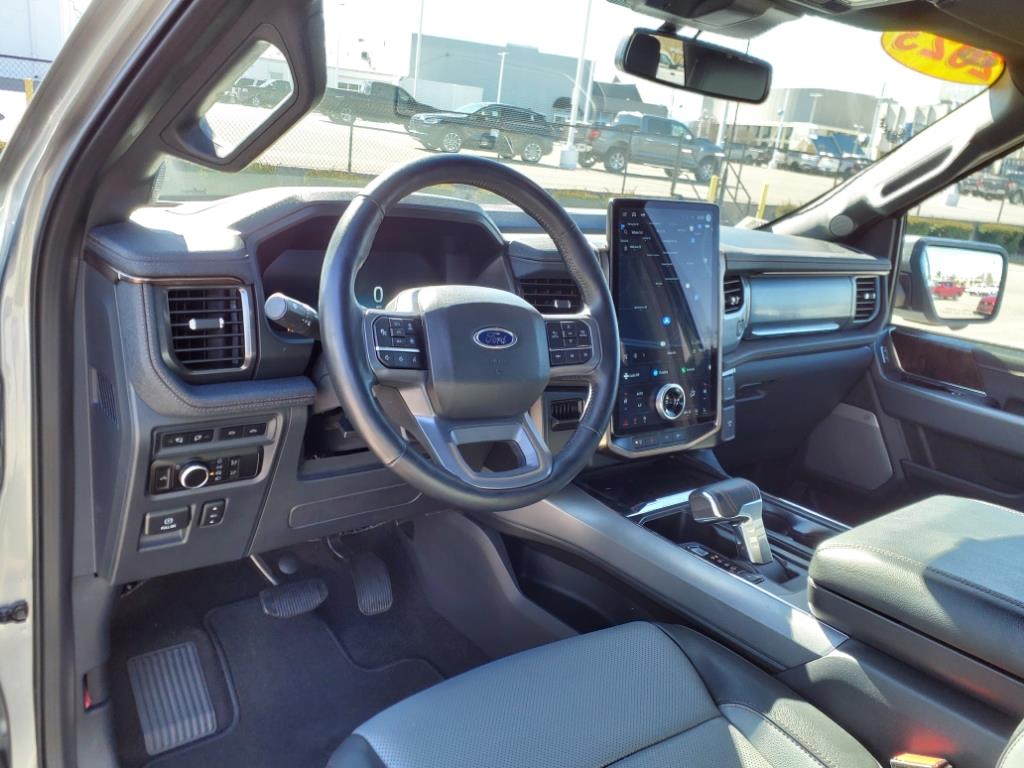 2023 Ford F-150 Lightning Lariat