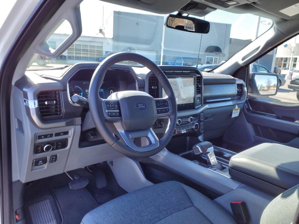2024 Ford F-150 Lightning XLT