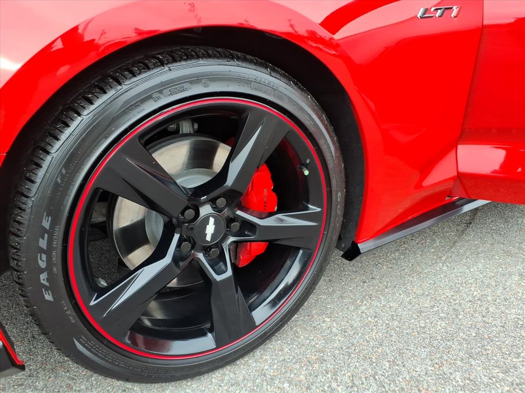 2022 Chevrolet Camaro RWD Coupe LT1