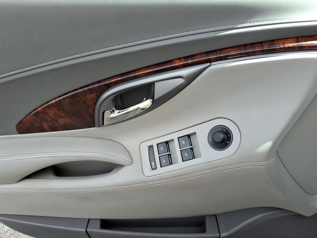 2013 Buick LaCrosse Base