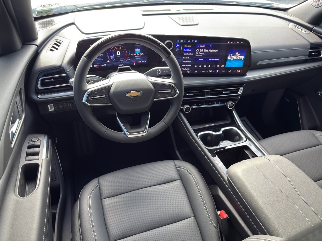 2024 Chevrolet Traverse AWD LT