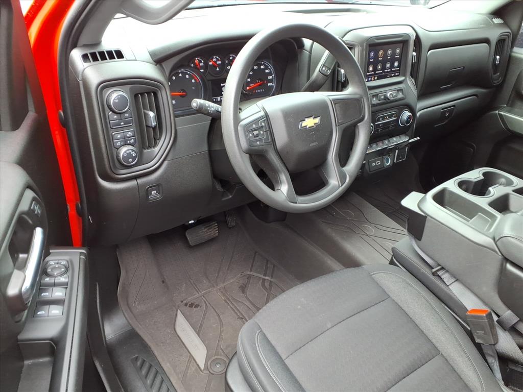 2024 Chevrolet Silverado 2500HD Custom