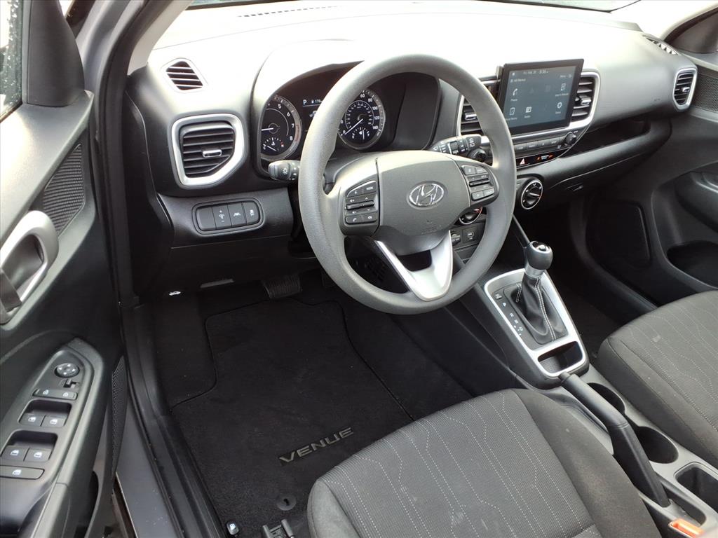 2020 Hyundai Venue SE