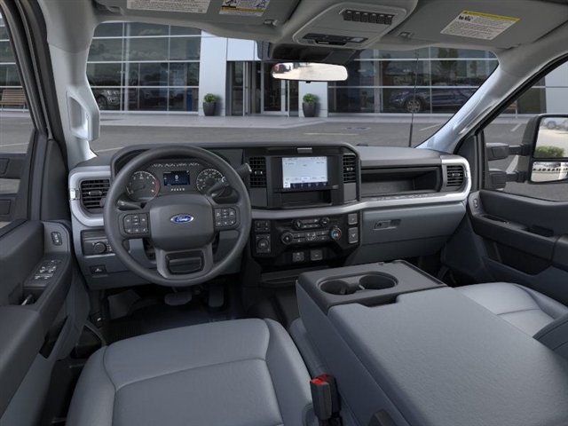 2025 Ford F-350 Super Duty XL