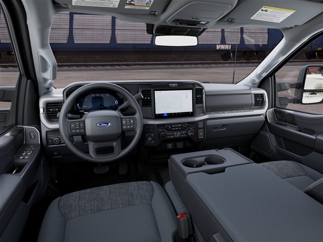 2027 Ford F-450 Super Duty XLT