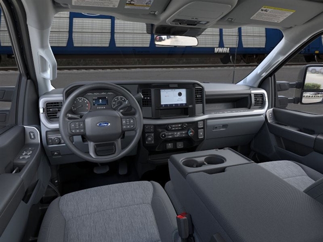 2025 Ford F-250 Super Duty XL