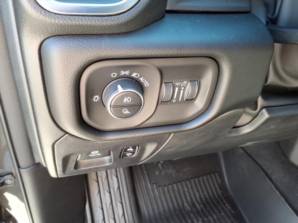 2027 Ram 1500 Big Horn