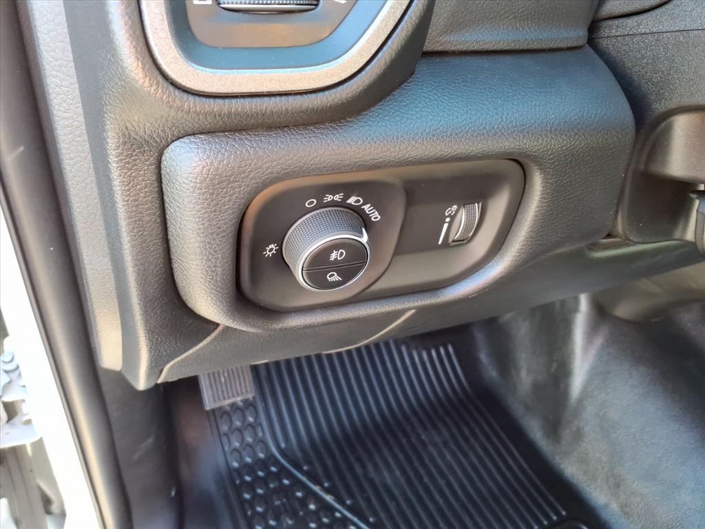 2026 Ram 3500 Tradesman Crew Cab 4x4 8' Box