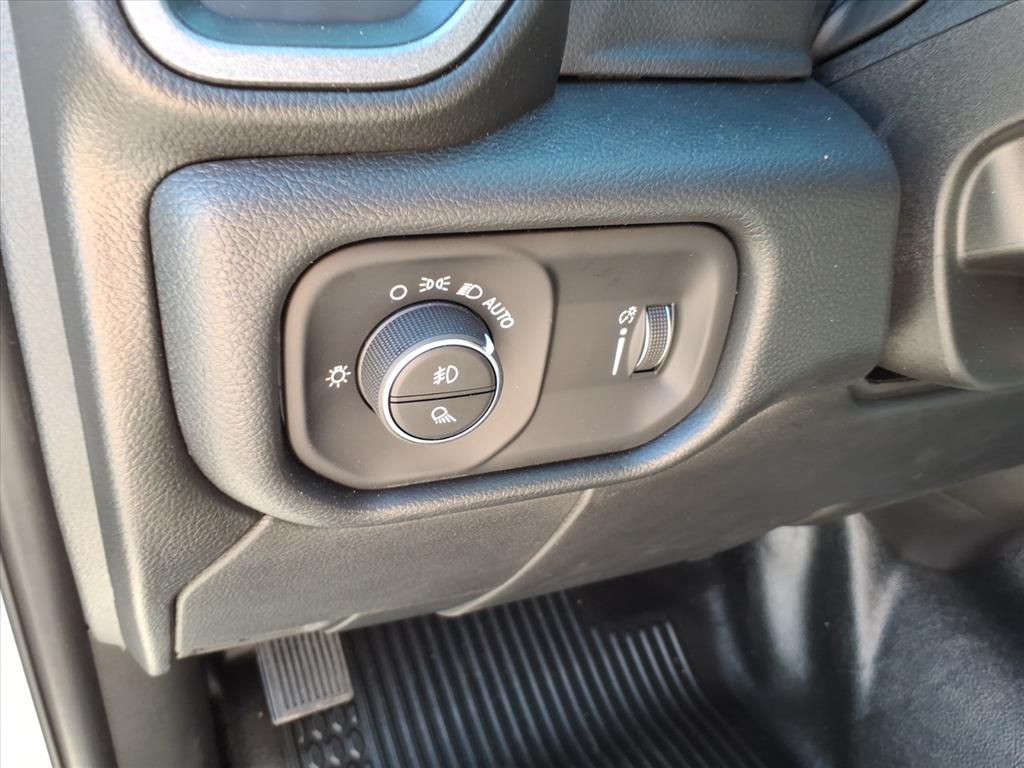 2027 Ram 2500 Tradesman