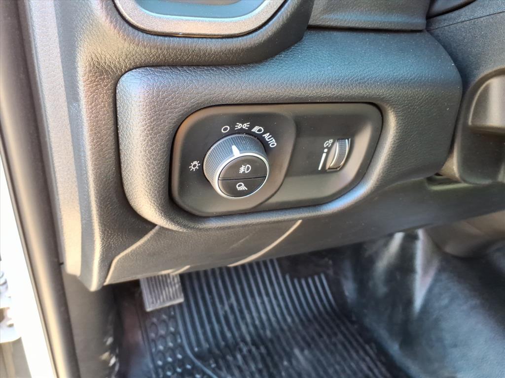 2026 Ram 2500 Tradesman Crew Cab 4x4 8' Box