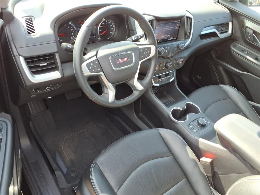 2024 GMC Terrain AWD SLT