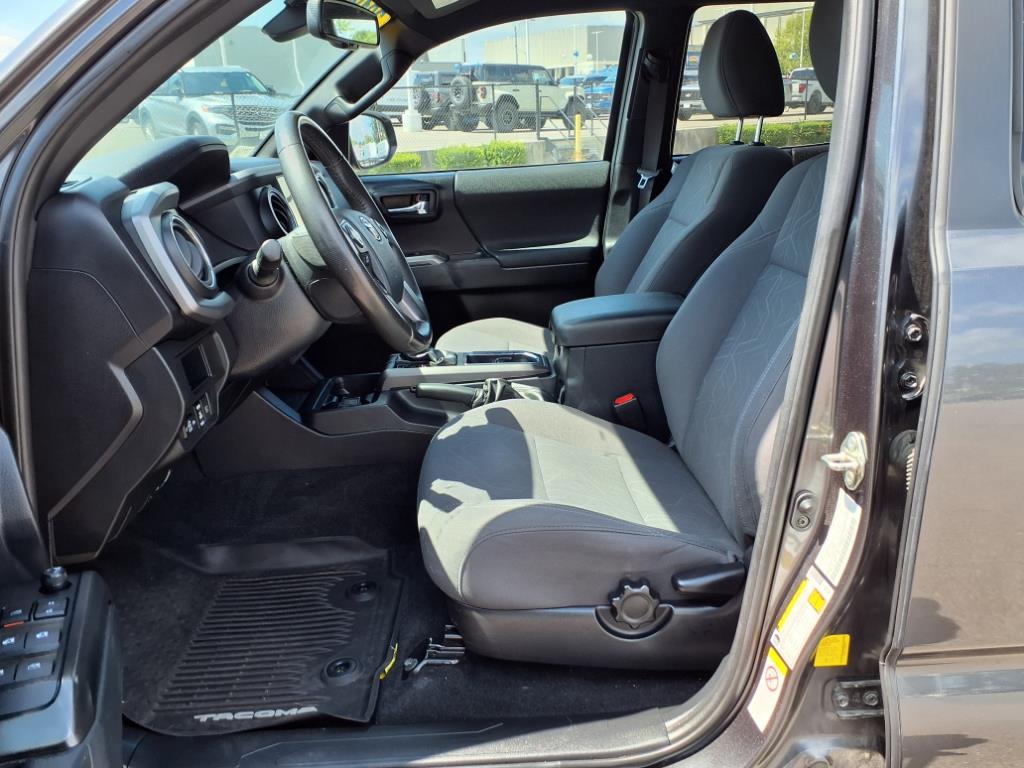 2019 Toyota Tacoma SR V6