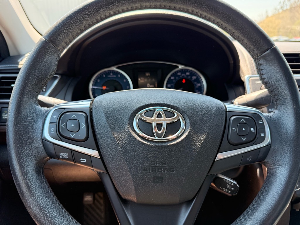 2017 Toyota Camry XLE
