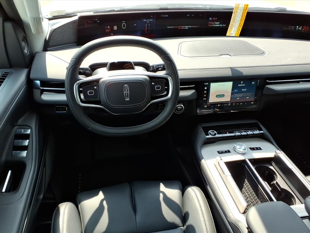 2025 Lincoln Navigator Reserve L