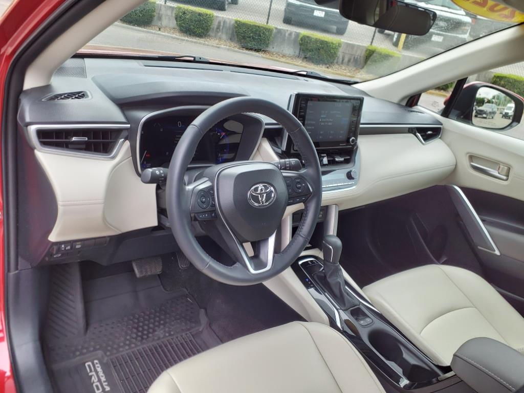 2022 Toyota Corolla Cross XLE