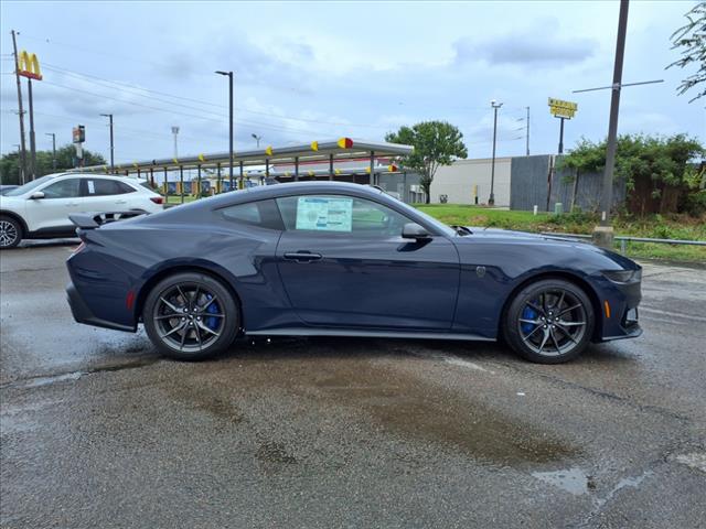 2025 Ford Mustang Dark Horse