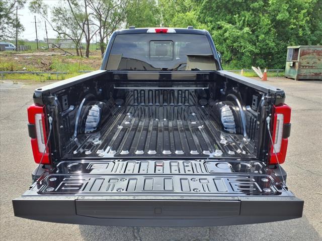 2025 Ford F-250 Super Duty Platinum