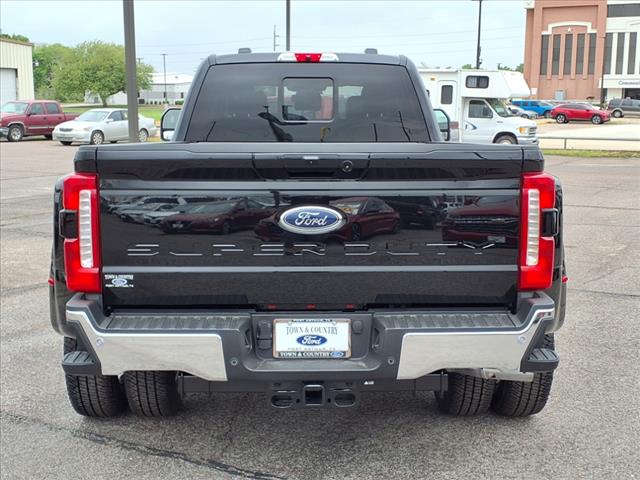 2025 Ford F-350 Super Duty Lariat DRW