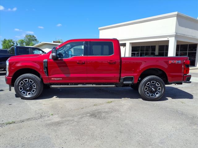 2025 Ford F-250 Super Duty Platinum