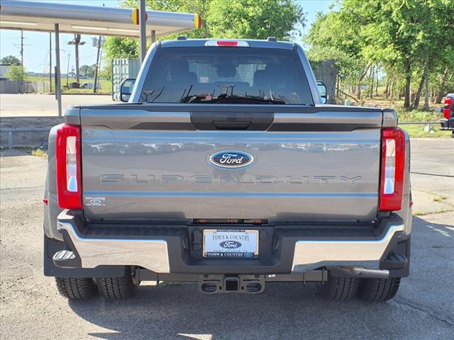 2025 Ford F-350 Super Duty XLT DRW