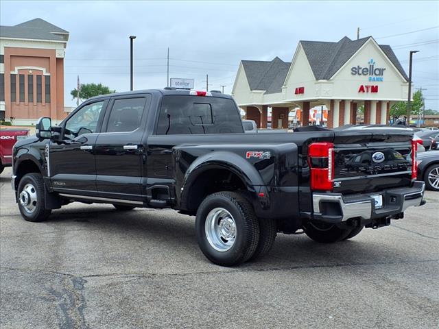 2025 Ford F-350 Super Duty Lariat DRW